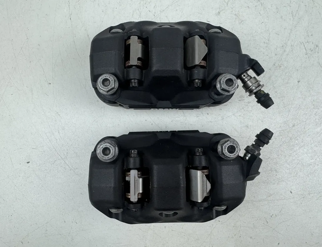BMW R Front brake calipers 34111614798,34118405104,34117719823,34111614797 29400983