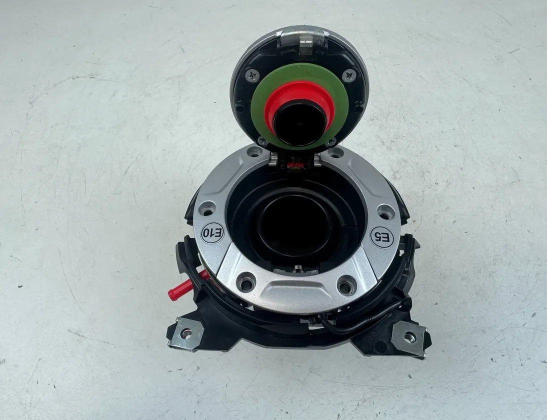 BMW R 1300 GS Fuel cap cover lid 9829226,46631541516,1541516,16119829226 32054591