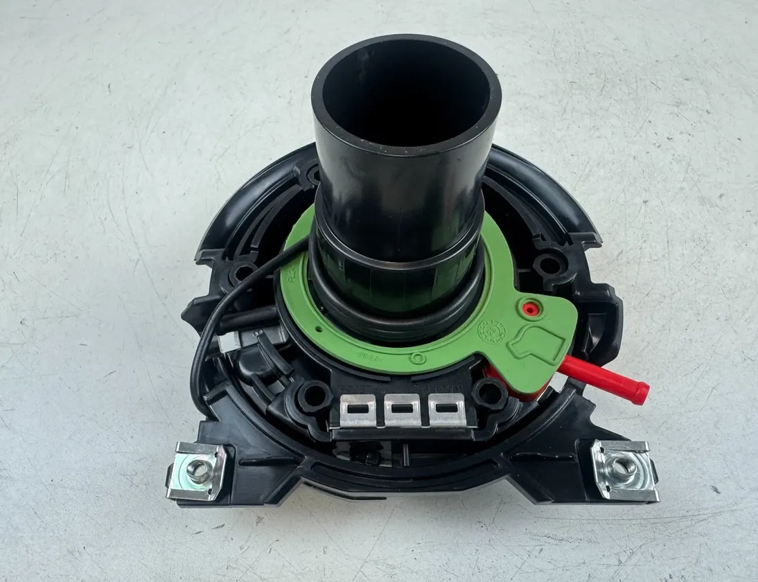 BMW R 1300 GS Fuel cap cover lid 9829226,16119829227,46631541516,16118531632,16119829226 32205465