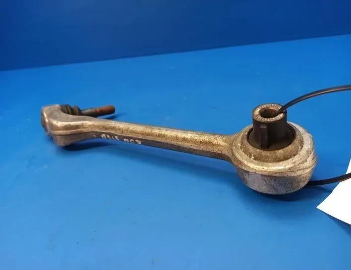 BMW 3 Series E90/E91/E92/E93 (2004-2013) Передний рычаг 6763700R 21213450