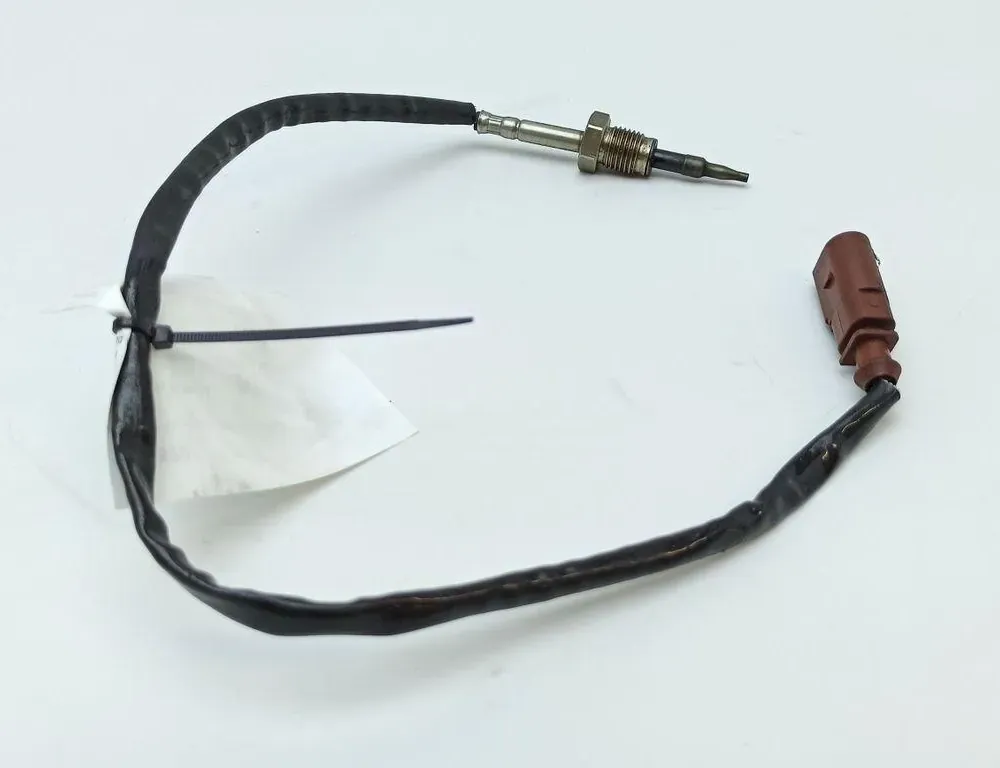 AUDI A4 B9/8W (2015-2024) Exhaust gas temperature sensor 8W0906088B 34641657