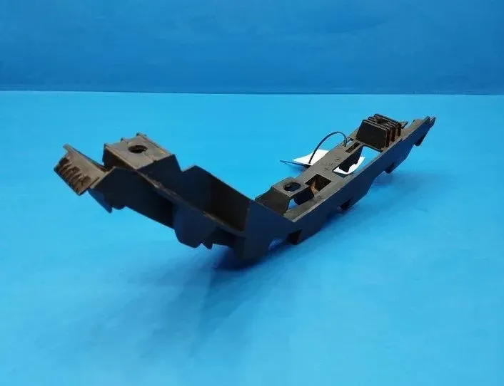 BMW 7 Series E65/E66 (2001-2008) Rear Right Bumper Bracket 72758411,7012290 21530461