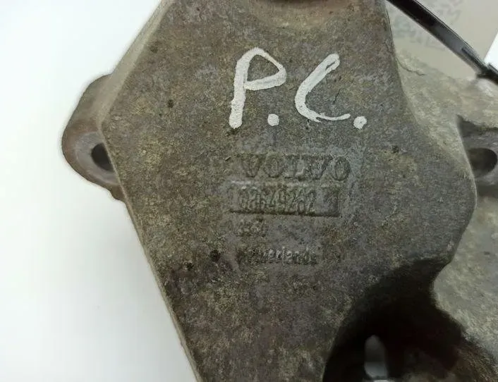 VOLVO S60 1 generation (2000-2009) Left Side Engine Bracket 3340,08649262 21531716