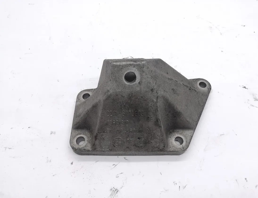 BMW 5 Series F10/F11 (2009-2017) Left Side Engine Bracket 6775903 11497050