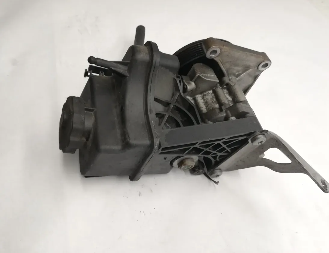 MERCEDES-BENZ C-Class W204/S204/C204 (2004-2015) Power Steering Pump a0064661501 13960797