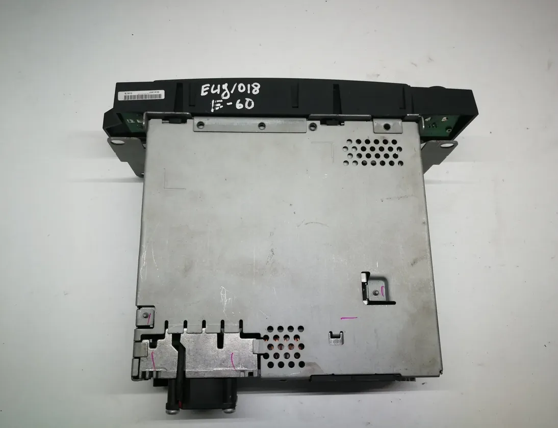 BMW 5 Series E60/E61 (2003-2010) CD Changer *149242-01,9149242 3134399