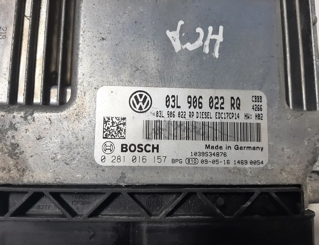 VOLKSWAGEN Tiguan 1 generation (2007-2017) Engine Control Unit ECU 03L906022RP,03L906022RQ 31888048