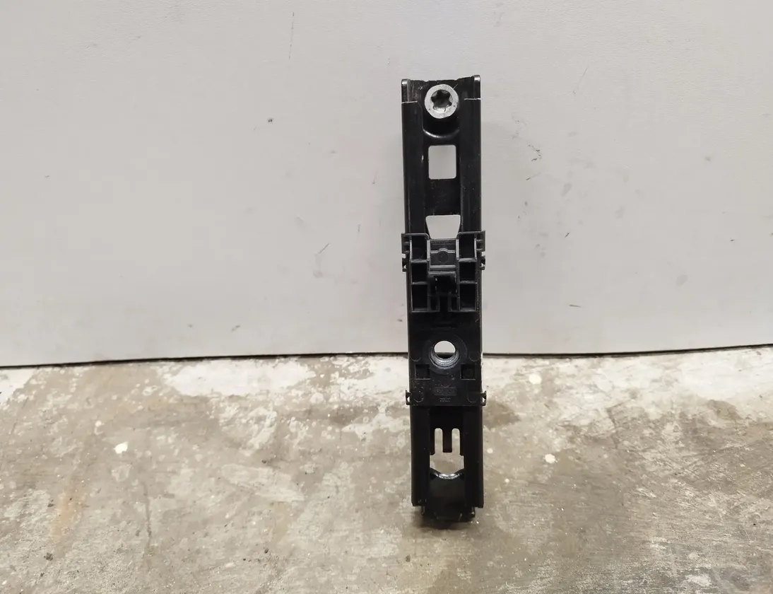 FORD USA Explorer 6 generation (2019-2024) РЕГУЛИРОВОЧНАЯ ПЛАНКА РЕМНЯ БЕЗОПАСНОСТИ 34284722A 33398915