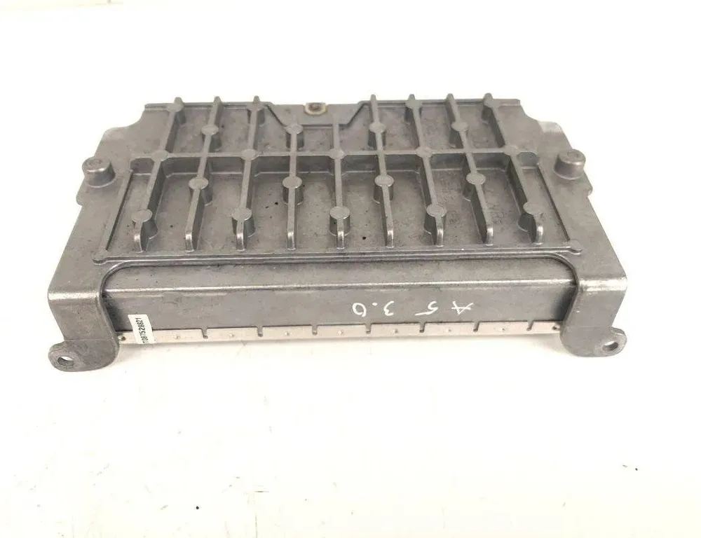 AUDI A5 Sportback Navigation Control Unit 8T0035462 32206174