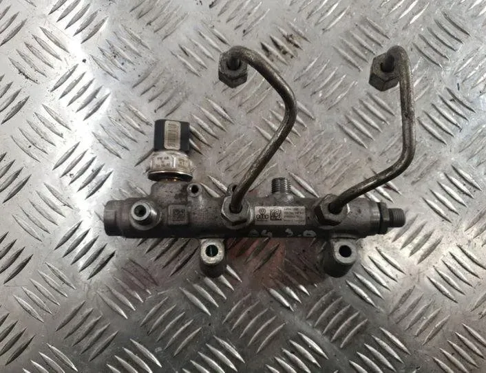AUDI A4 B8/8K (2011-2016) Fuel Rail 059130089 25720786