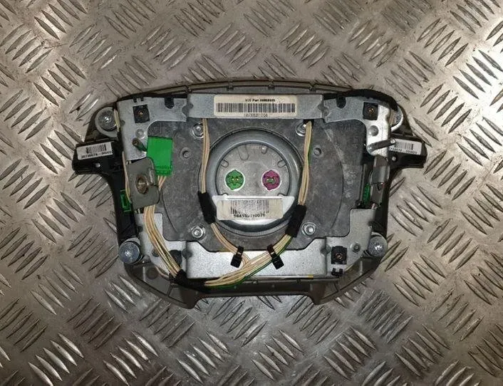 VOLVO V70 3 generation (2007-2020) Steering Wheel Airbag 30754314 25721300