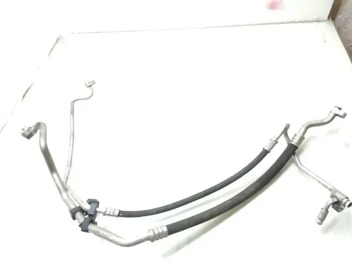 BMW 3 Series E90/E91/E92/E93 (2004-2013) AC Hose Pipe 9321046,9321045 25738644