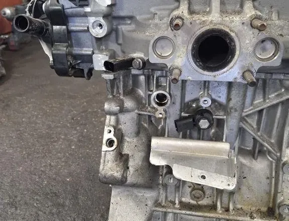 AUDI A1 8X (2010-2020) Engine CHZ 33231867