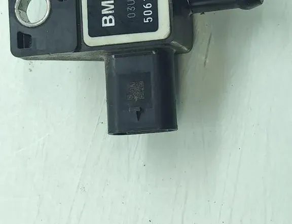 BMW 3 Series F30/F31 (2011-2020) DPF Pressure Sensor 8570686 33232653