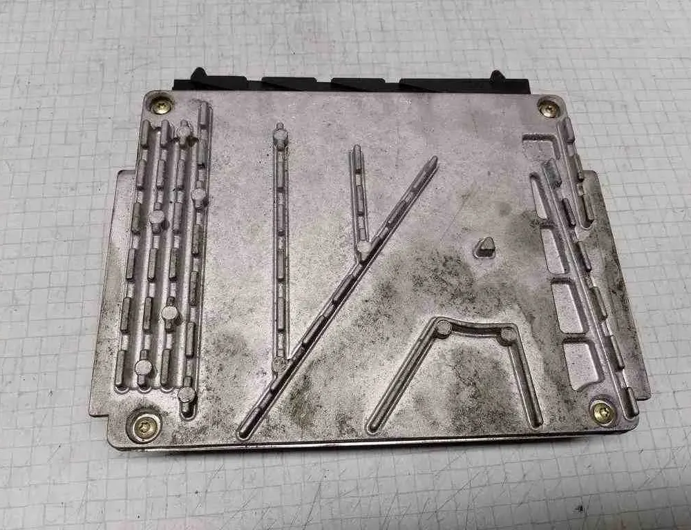 VOLVO V70 2 generation (2000-2008) Engine Control Unit ECU 09496667A,0281001776 32529000