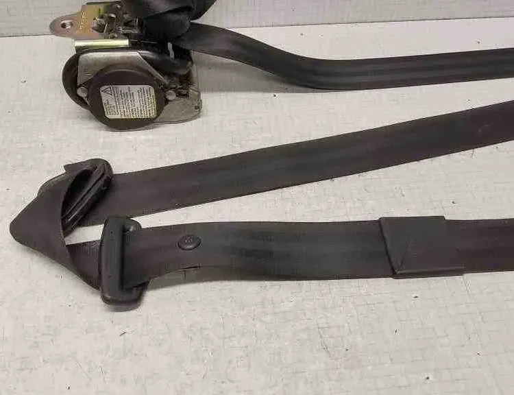AUDI A4 B7/8E (2004-2008) Front Left Seatbelt 601916200B,8E0857705F,193857737A,560788401,E1040335,113092002,6009173,8A0857732,5602122 32565148
