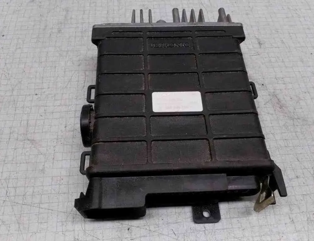 AUDI 100 4A/C4 (1990-1994) Engine Control Unit ECU 0280800165,443906264 32622011