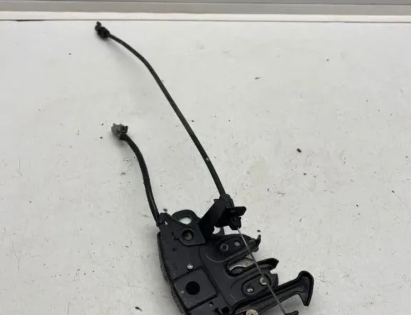 NISSAN X-Trail T32 (2013-2022) Крюк капотa 3035192A 35914865