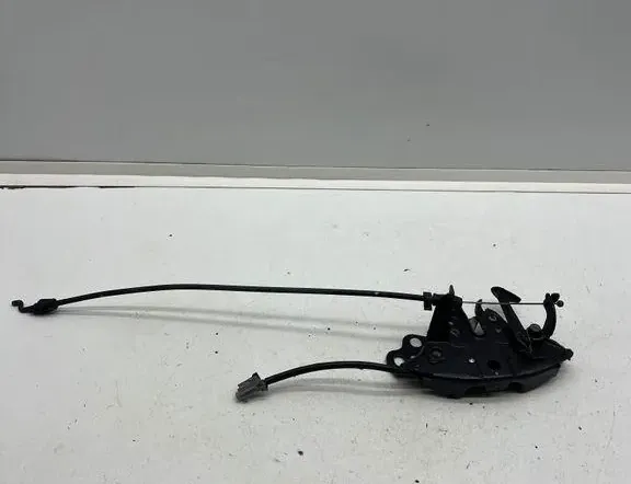 NISSAN X-Trail T32 (2013-2022) Крюк капотa 3035192A 35914865