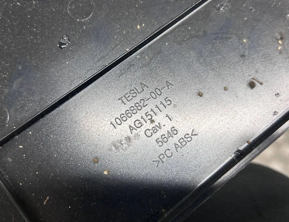 TESLA Model X 1 generation (2015-2024) Другие внутренние детали 106688200A 36290234