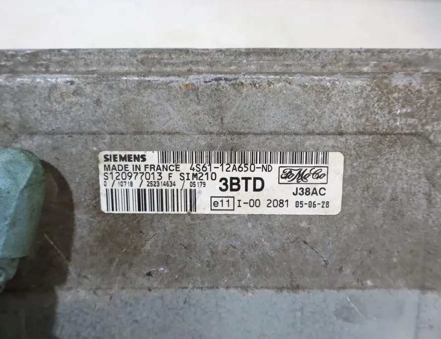 FORD Fiesta 7 generation (2017-2024) Engine Control Unit ECU S120977013F 32884935