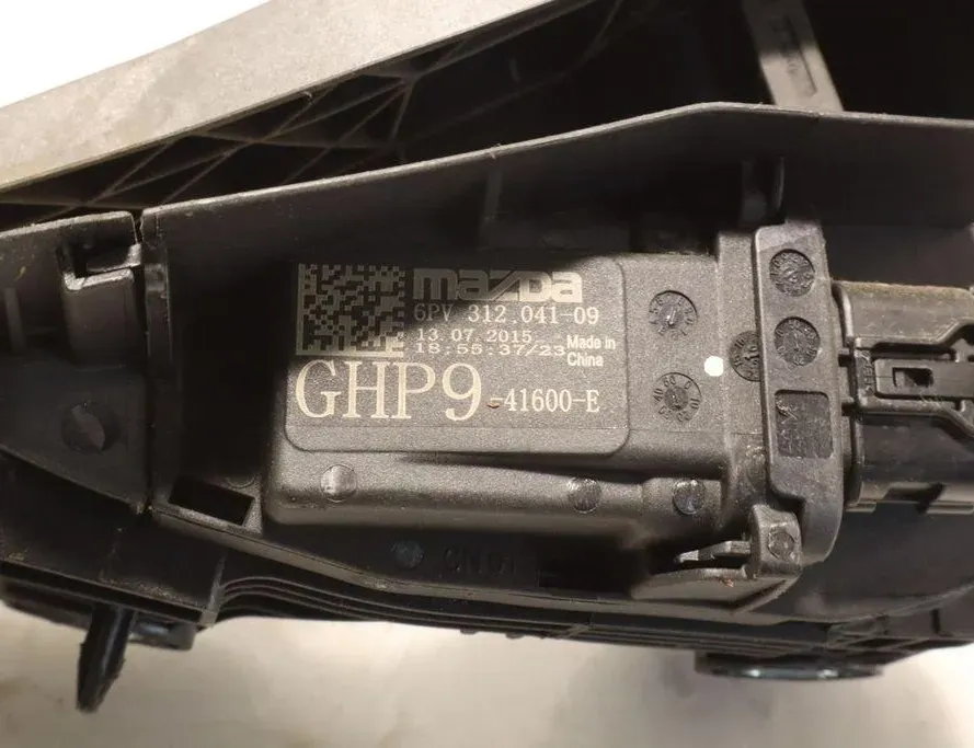 MAZDA 6 GJ (2012-2024) Педаль газа 32944248