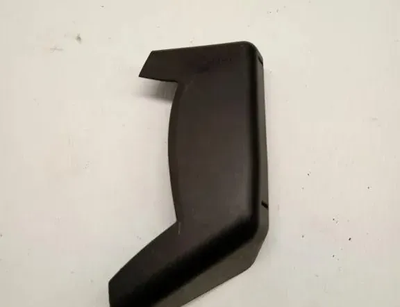 PORSCHE Macan 1 generation (2013-2023) Rear right lamp trim 189596 33189372