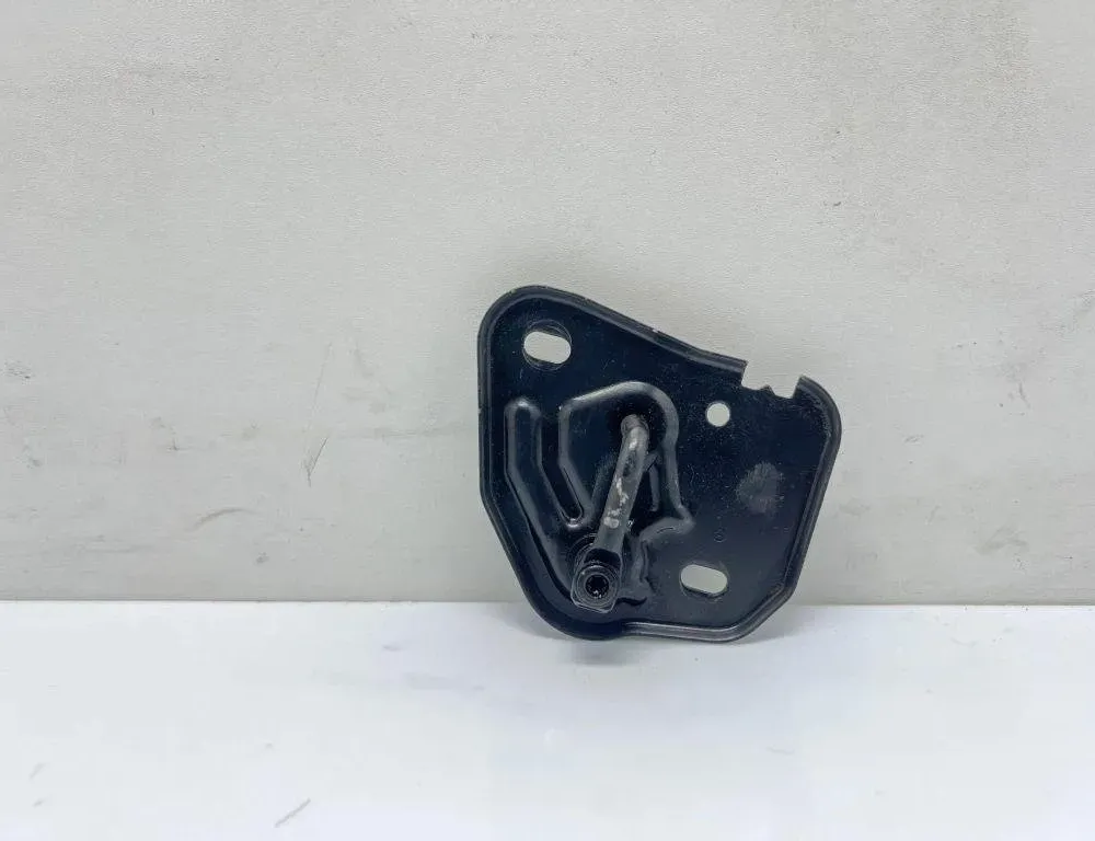 AUDI A7 C7/4G (2010-2020) Bonnet Safety Latch 4G0823186 31896017