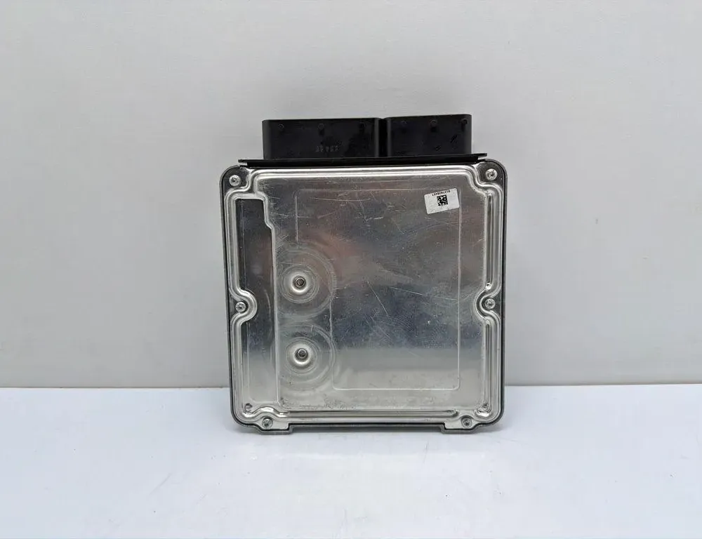 BMW X3 F25 (2010-2017) Engine Control Unit ECU 8582803 34592541