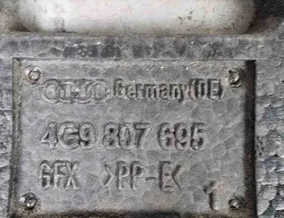 AUDI RS 6 C7 (2013-2020) Усилитель заднего бампера 4G9807695 32423125