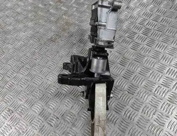 LAND ROVER Discovery Sport 1 generation (2014-2024) Передняя подушка двигателя L8D26P096AA 32424692