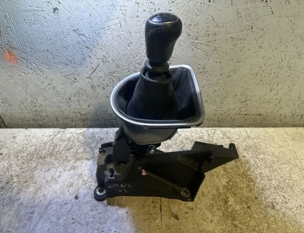 NISSAN X-Trail T31 (2007-2014) Кулиса JYOOA,2F08A 35010177