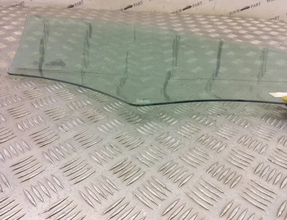 HYUNDAI i30 GD (2 generation) (2012-2017) Front Left Door Glass 43R001167 30996674