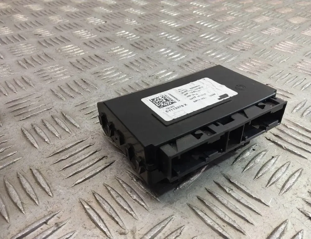 BMW 4 Series F32/F33/F36 (2013-2020) Other Control Units 9390099 31007500