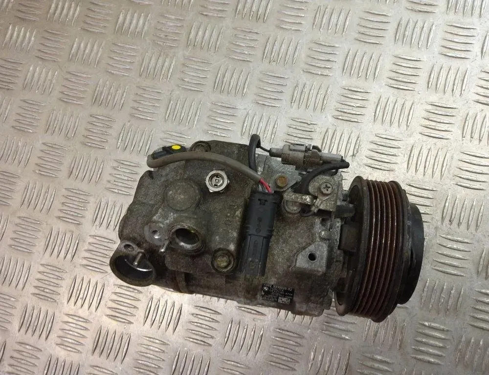 BMW 4 Series F32/F33/F36 (2013-2020) Hасос кондиционера 9330825 31011413
