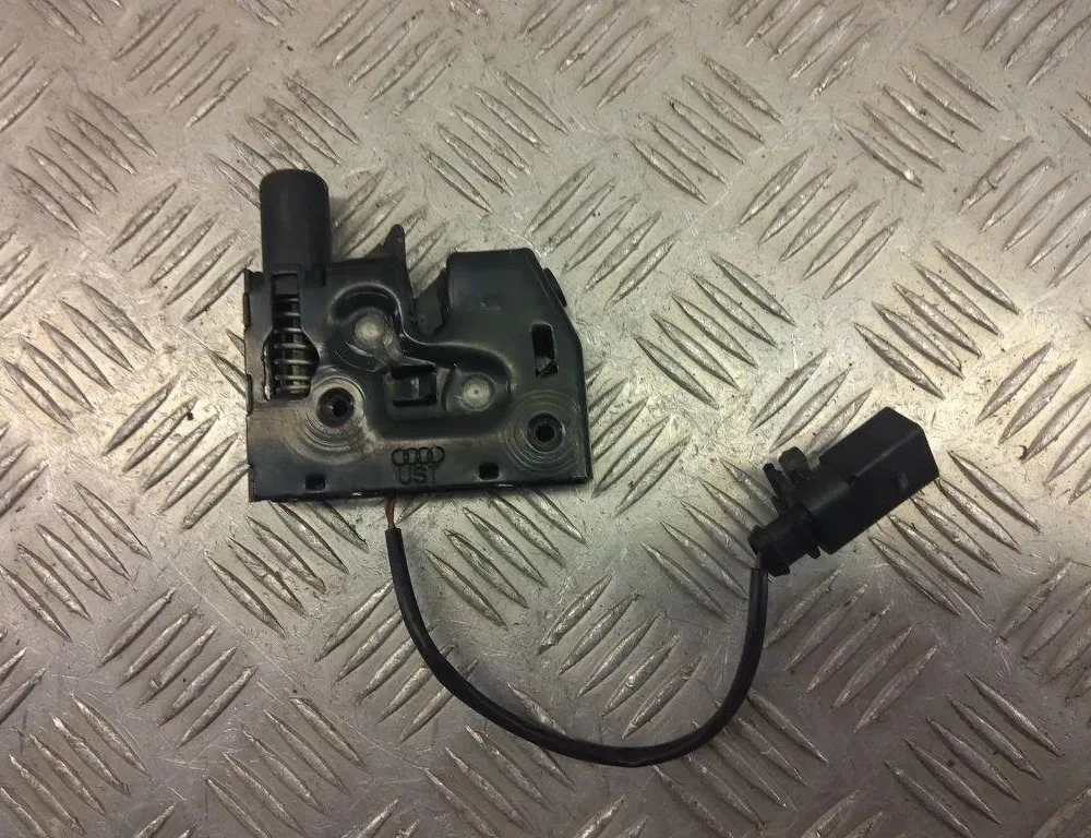 AUDI A6 C8/4K (2018-2024) Bonnet Lock 4G0823509D 31029449