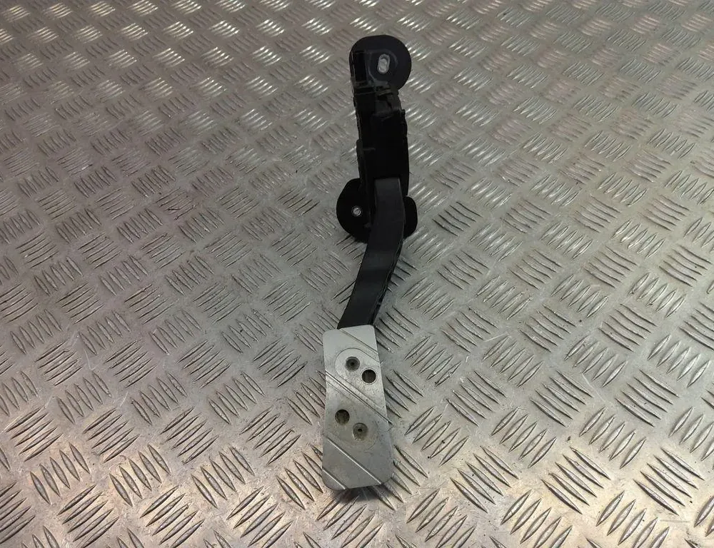MAZDA 6 GH (2007-2013) Throttle Pedal GS1E41600 33490327