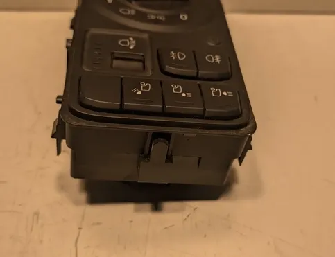 SCANIA P,G,R,T - series (2003-present) Headlight Switch Control Unit 2892709 33030863