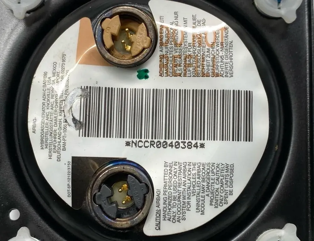 CHRYSLER Voyager 4 generation (2001-2007) Steering Wheel Airbag 73427A,P0YS901DVAE 35692044