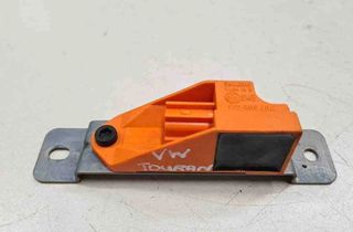 VOLKSWAGEN Touran 1 generation (2003-2015) Датчик удара передний правый 1T0909606 32716610