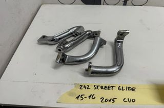 HARLEY-DAVIDSON MC STREET GLIDE Right side footrest pegs bracket 33018012