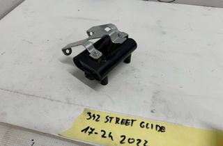 HARLEY-DAVIDSON MC STREET GLIDE 33063609