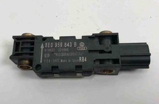 AUDI A4 B8/8K (2011-2016) Rear Right Impact Sensor 8E0959643B 31274641