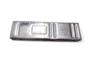 AUDI A4 B7/8E (2004-2008) Усилитель заднего бампера 8E0807332B 31967349