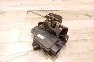 AUDI A4 B7/8E (2004-2008) Front Left Door Lock 4B1837015G 31448667