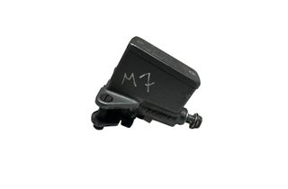 SUZUKI VX 3 generation (2012-2020) Передний тормозной цилиндр 22028409