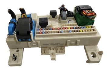 VOLVO V50 1 generation (2003-2012) Блок предохранителей 30765471,00029467,519248306 32976561