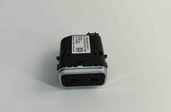 MERCEDES-BENZ GLS-Class X167 (2019-2024) USB A1678205402 28500669