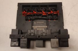 VOLKSWAGEN Passat B6 (2005-2010) Распределительная коробка 3C8937049D 10025782