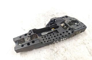 AUDI A4 B8/8K (2011-2016) Front Right Door Interior Handle Frame 8T0837886A 31486526